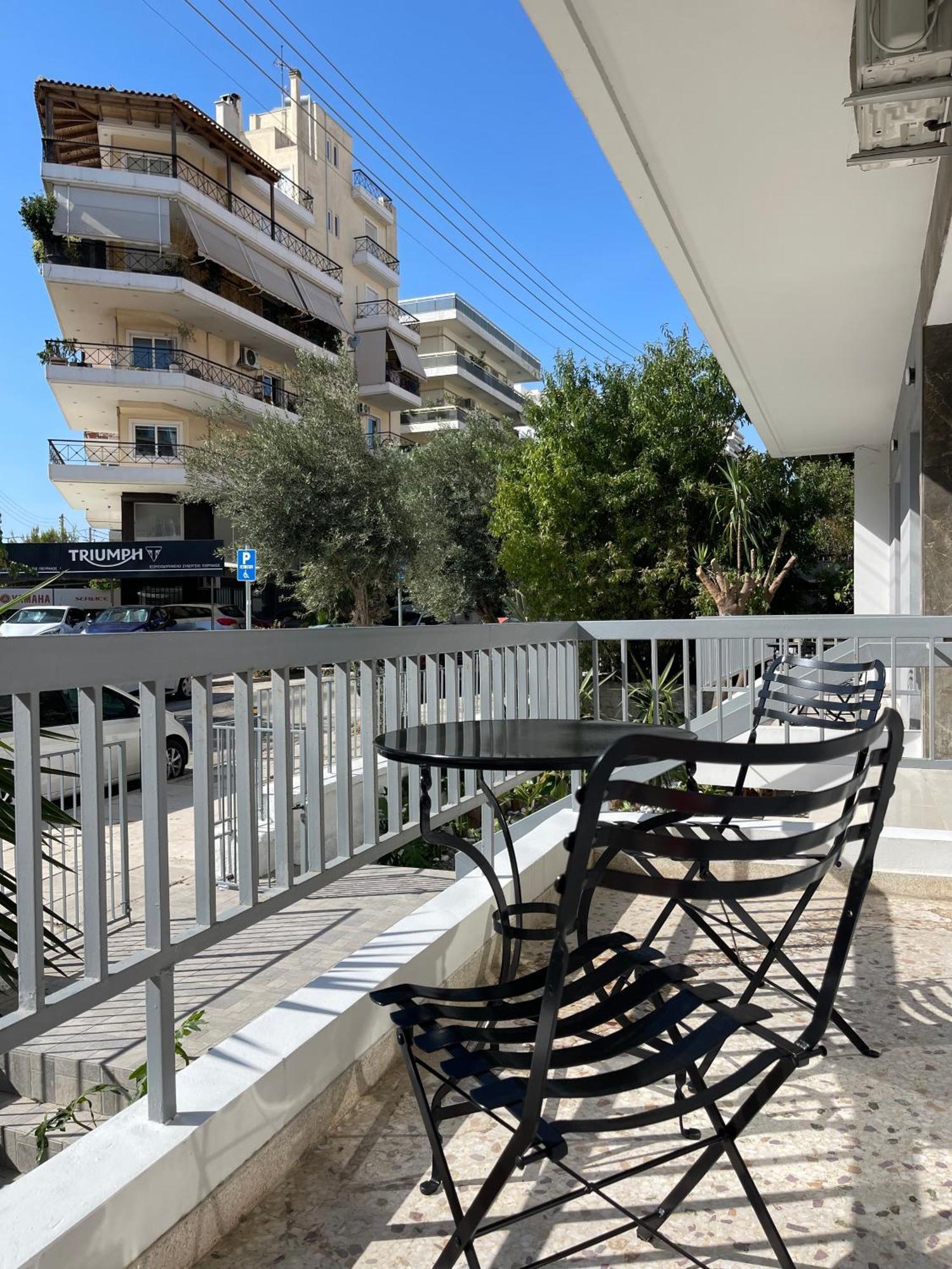 Athenean Bnb Seaside Serenity Steps From The Riviera Exterior foto