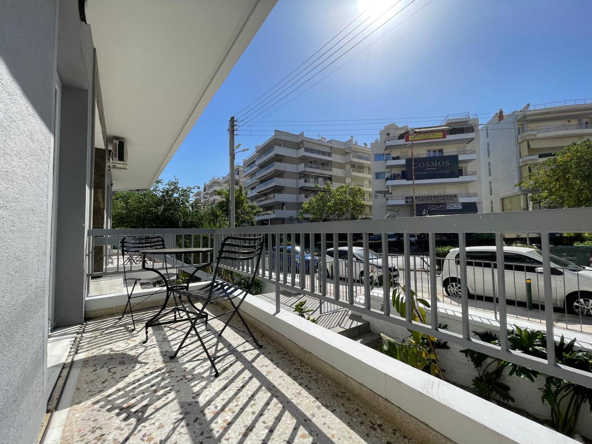 Athenean Bnb Seaside Serenity Steps From The Riviera Exterior foto