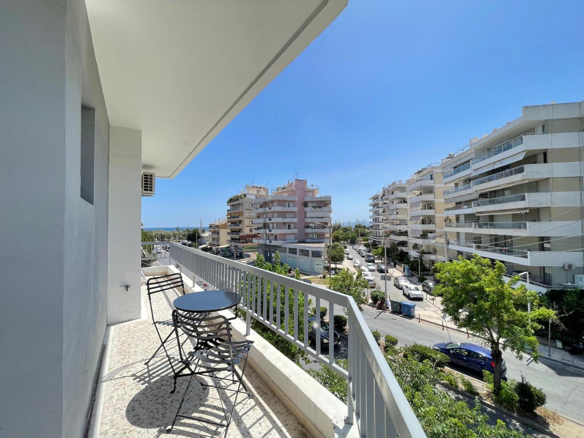 Athenean Bnb Seaside Serenity Steps From The Riviera Exterior foto